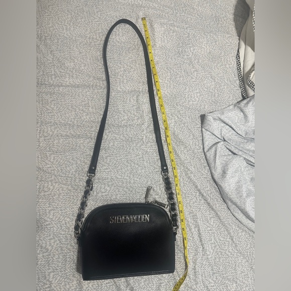 Steve Madden Black Dome Crossbody Bag with Silver Chain - Picture 6 of 6